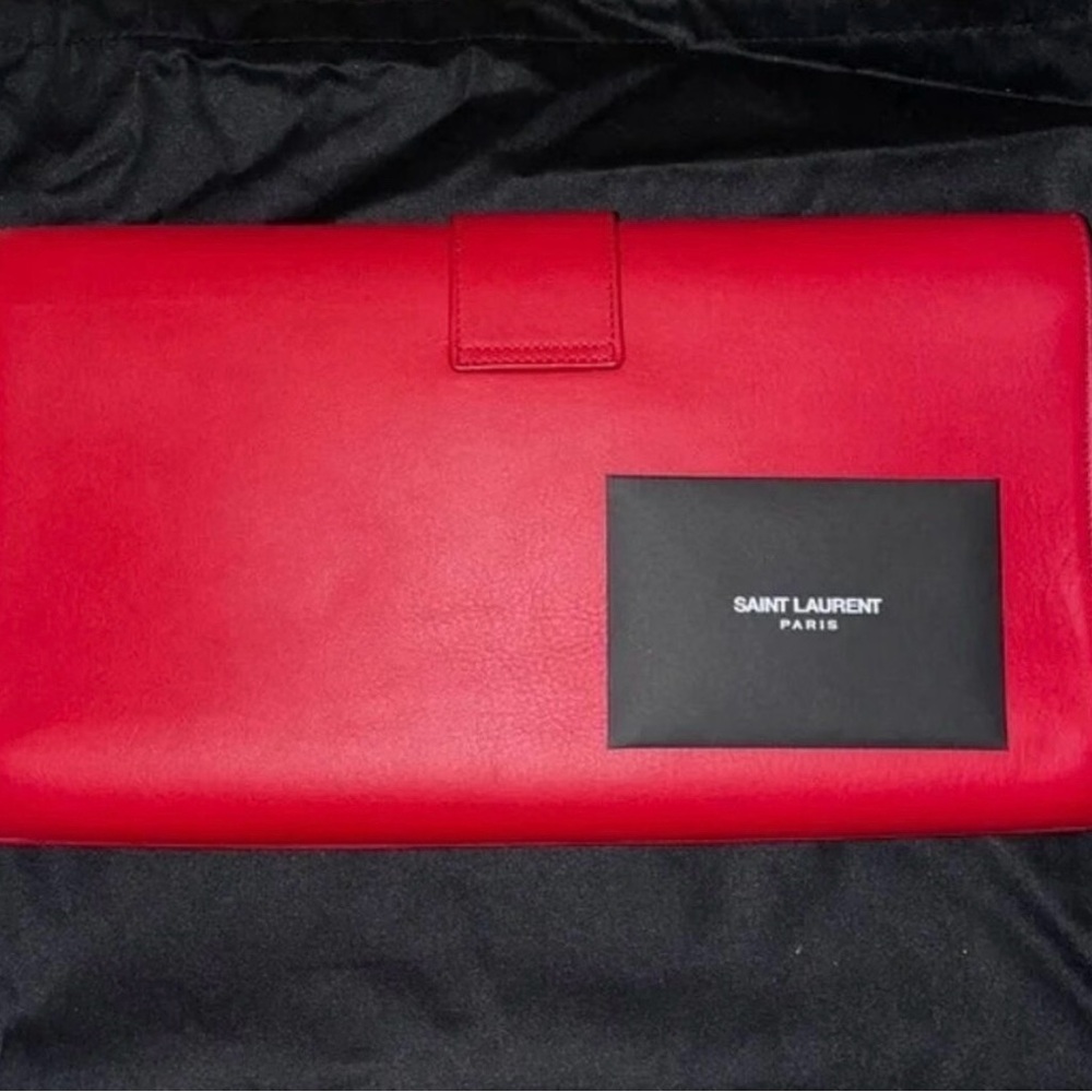 🎉SOLD🎉 YSL Clutch - Picture 4 of 5
